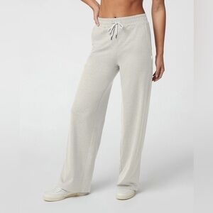 Vuori Halo Essential Wide Leg Pants XL